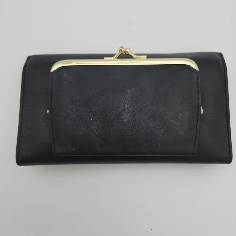 NWT - Buxton Vintage Wallet - Included Calculator, Checkbook Holder, & Picture A